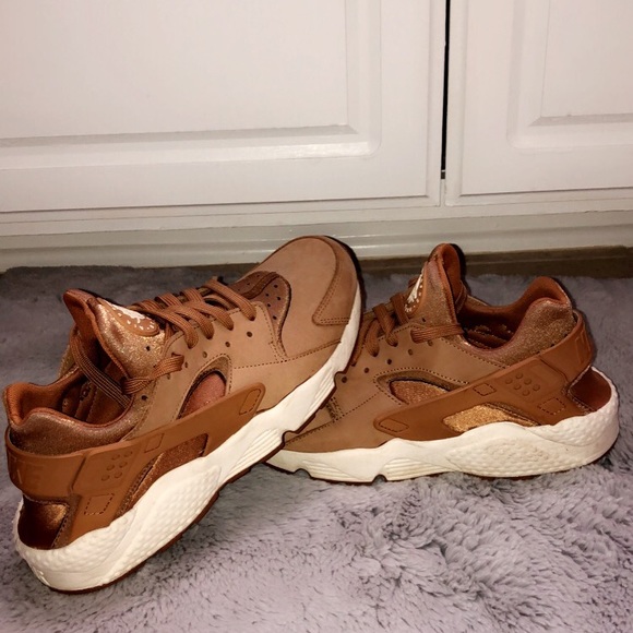 nike huarache wheat